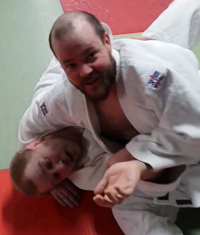 Markku Paldaniukselle keltainen vyö