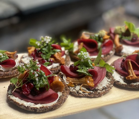 Illallinen Tytyri-salissa Tytyrin Elämyskaivoksessa